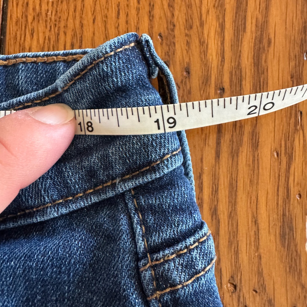 Levi's Women's Dark Wash Bootcut Jeans, plus size 20W - Picture 5 of 10